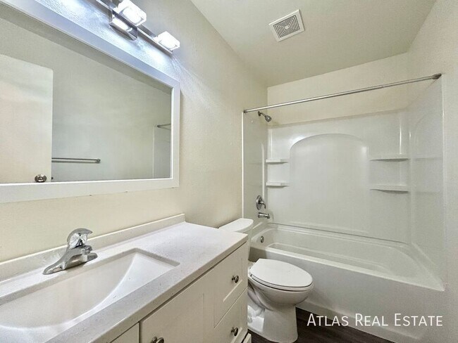 Building Photo - 3392 W 66th Pl