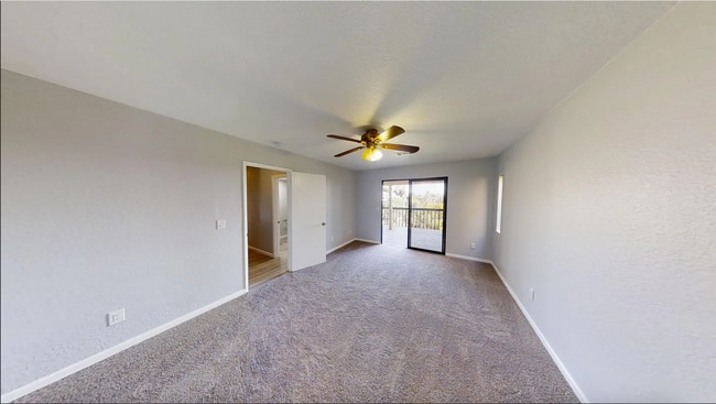 Building Photo - 5539-5541 Dorothy Dr