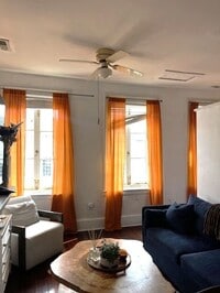 Building Photo - 333K