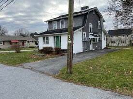 Building Photo - 1726 Temple Ave