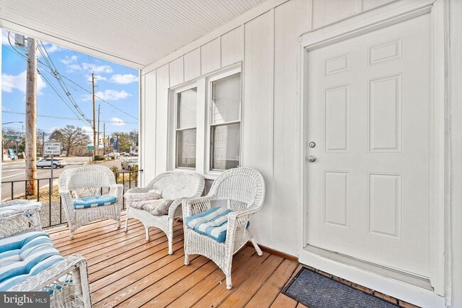 Building Photo - 1945 Cooper St