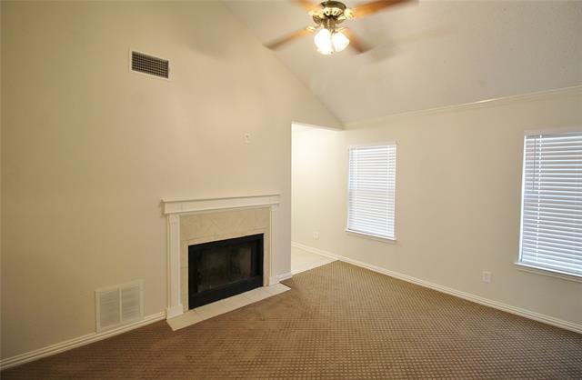 Building Photo - 605 McMackin St