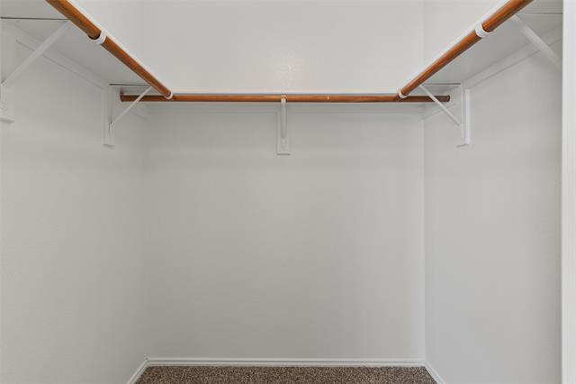 Building Photo - 308 Laurel Ln