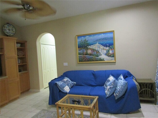 Building Photo - 4526 Cancello Grande Ave