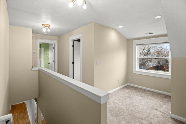 Building Photo - URBAN UPDATED 4 Bedroom/3 Bath CRAFTSMAN S...