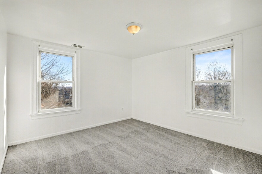 Building Photo - 6120 Otis St