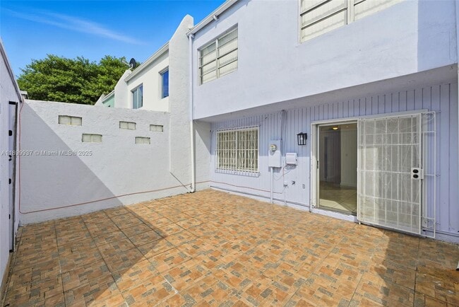 Building Photo - 624 NW 11th St