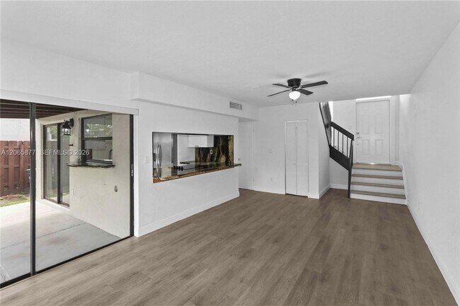 Building Photo - 622 NW 98th Ct