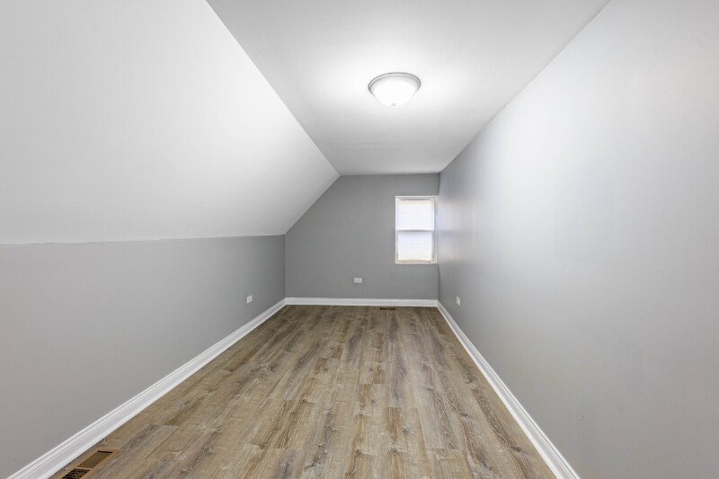 Building Photo - 2800 S St Louis Ave