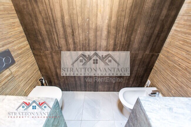 Building Photo - 39614 N 7th St