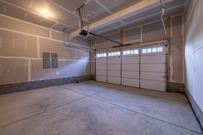 Building Photo - 11541 Chapman Ml Dr