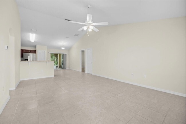 Building Photo - 8736 98th Ct