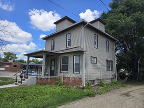 Building Photo - 519 Baltimore St