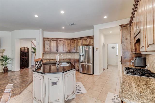 Building Photo - 9823 Carriage Hill Ln