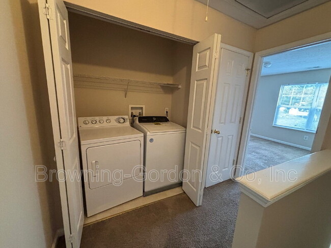 Building Photo - 3063 Harpeth Springs Dr