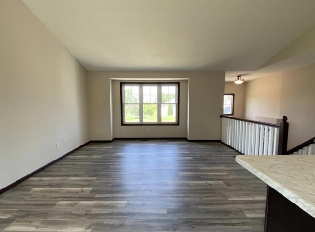 Building Photo - 2339 8th Ln SE