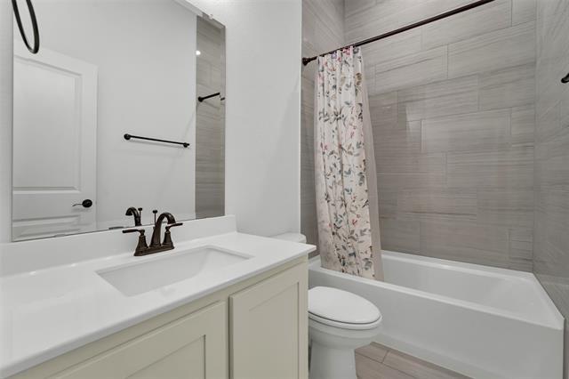 Building Photo - 5500 Pooley Ln