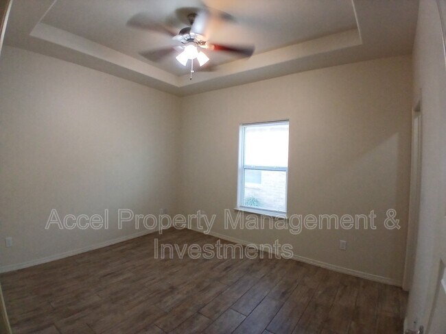 Building Photo - 3713 Whitewing Ave