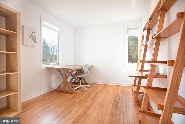 Building Photo - 92 Overbrook Dr