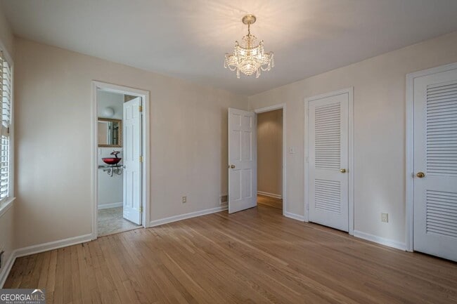 Building Photo - 45 Brandon Ridge Dr NE