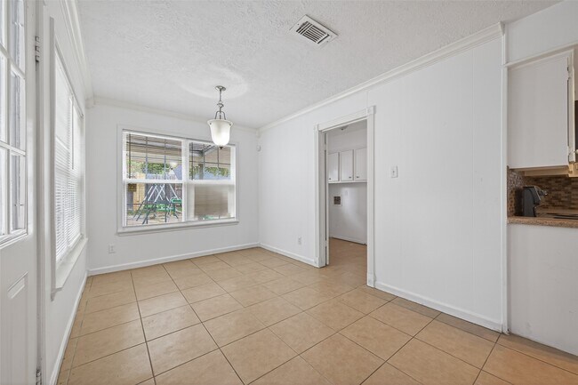 Building Photo - 17614 Telegraph Creek Dr