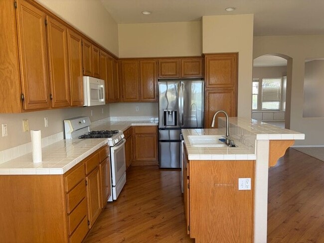 Building Photo - 41019 Promenade Chardonnay Hls