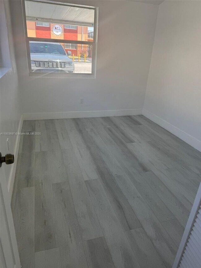 Building Photo - 720 NW 56th St