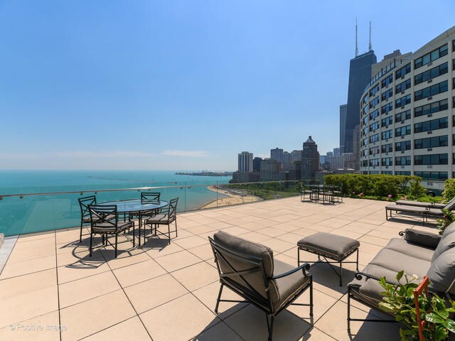 Building Photo - 1200 N Lake Shore Dr
