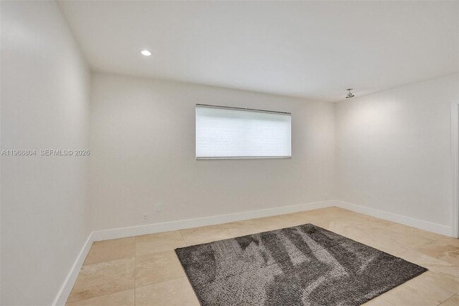 Building Photo - 1201 Washington St