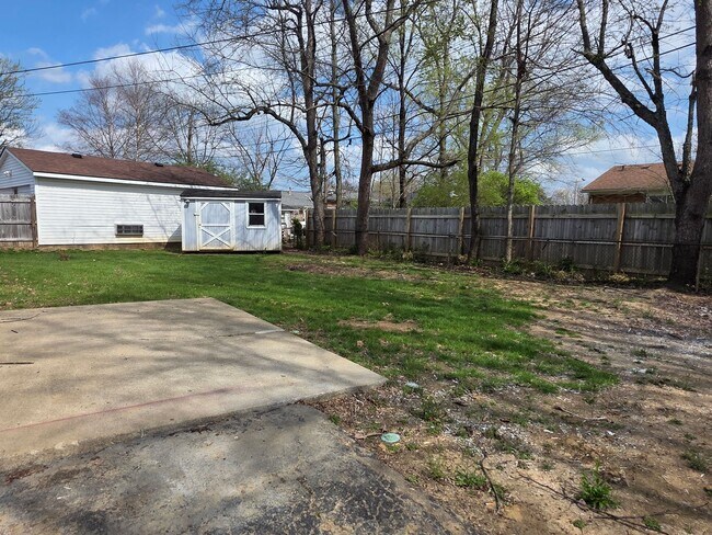 Building Photo - Completely Upgraded 3 Bedroom Single Family Home