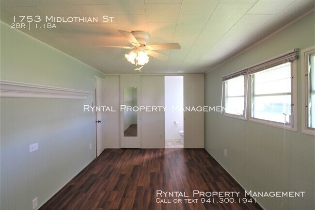 Building Photo - 1753 Midlothian St