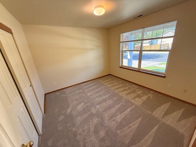 Building Photo - 1126 SW 33rd St