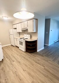 Building Photo - Bayside Apartments
