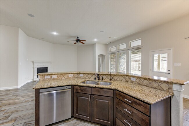 Building Photo - 19019 Thatcher Hills Ct