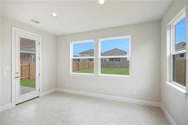 Building Photo - 113 Gaida Loop