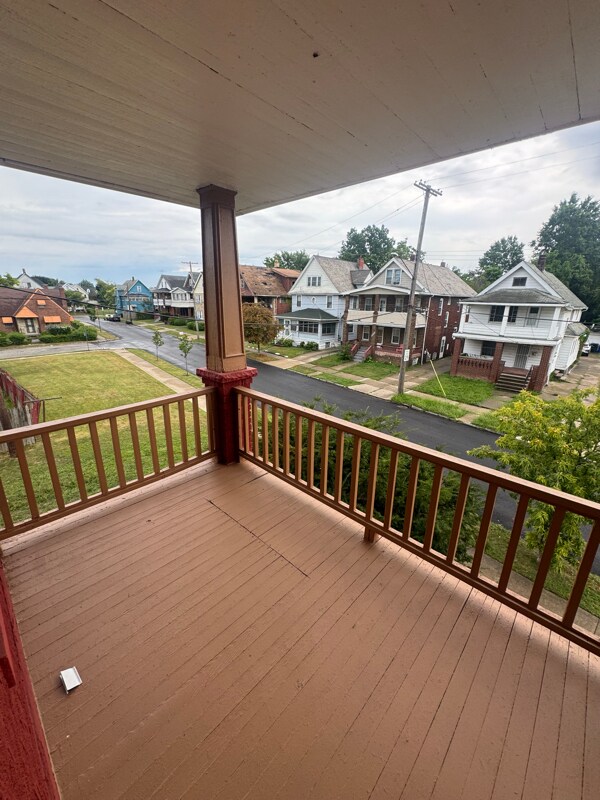 Building Photo - 15353 Yorick Ave