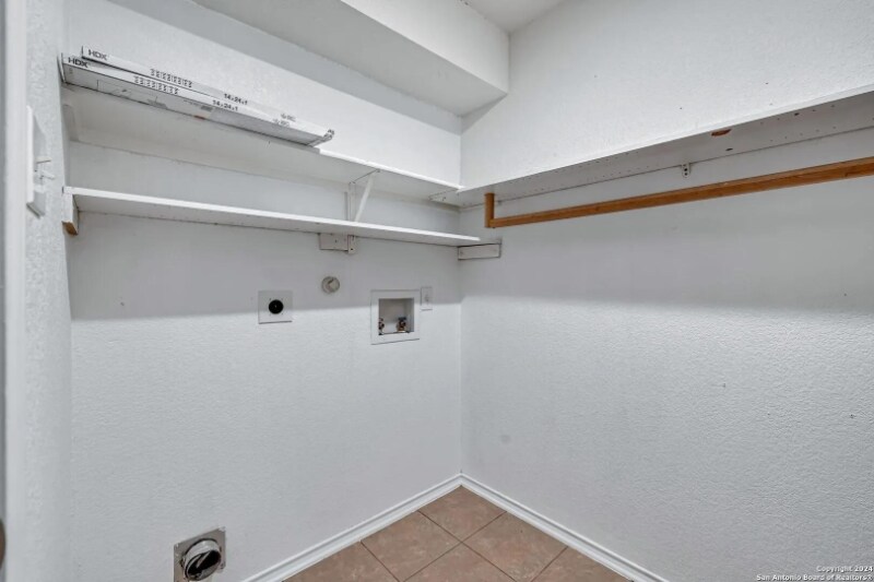 Building Photo - 2326 Camberly View