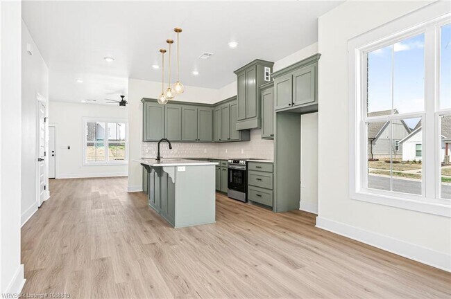 Building Photo - 6801 Fir St
