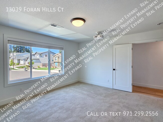 Building Photo - 13039 SW Foran Hills Ct