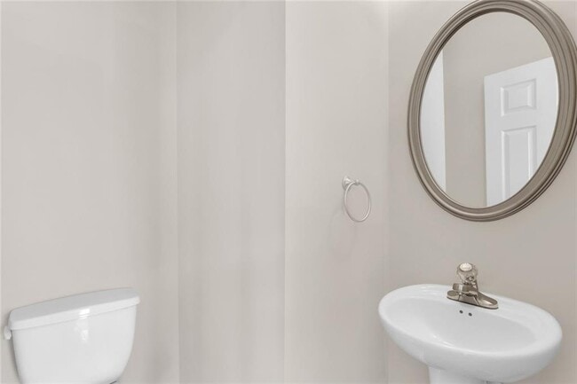 Building Photo - 3610 Crowchild Dr