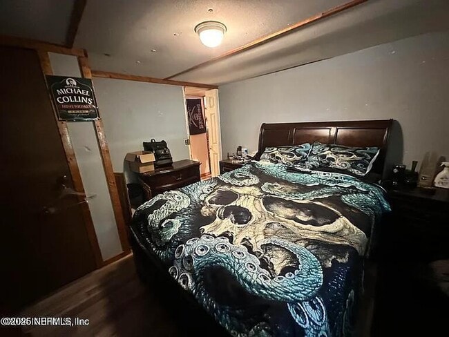 Building Photo - 1089 W 15th St