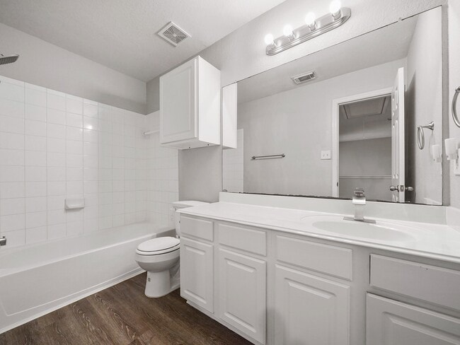 Building Photo - 17814 Arapaho Hill Ln