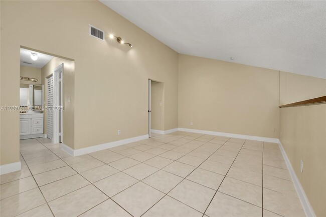 Building Photo - 9079 SW 133rd Ct