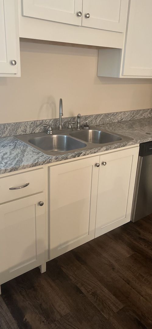 Building Photo - Keystone Condos