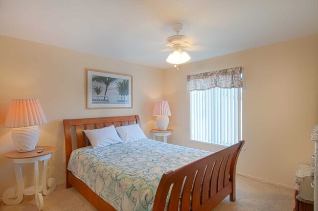 Building Photo - 414 E Oceanfront