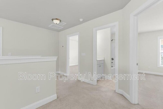 Building Photo - 1577 Krait Ct