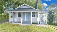 Building Photo - Updated 2 bedroom 1 bath with all new appl...