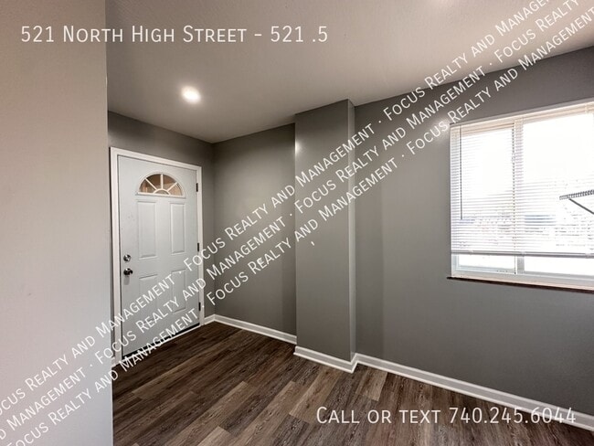 Building Photo - 521 N High St