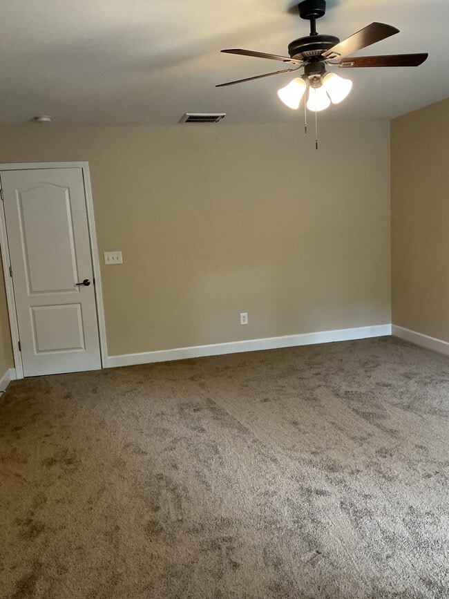 Building Photo - 222 Buttonbush Ct
