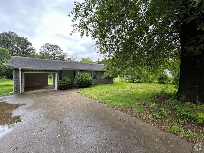 Building Photo - 5524 Rockdale Rd